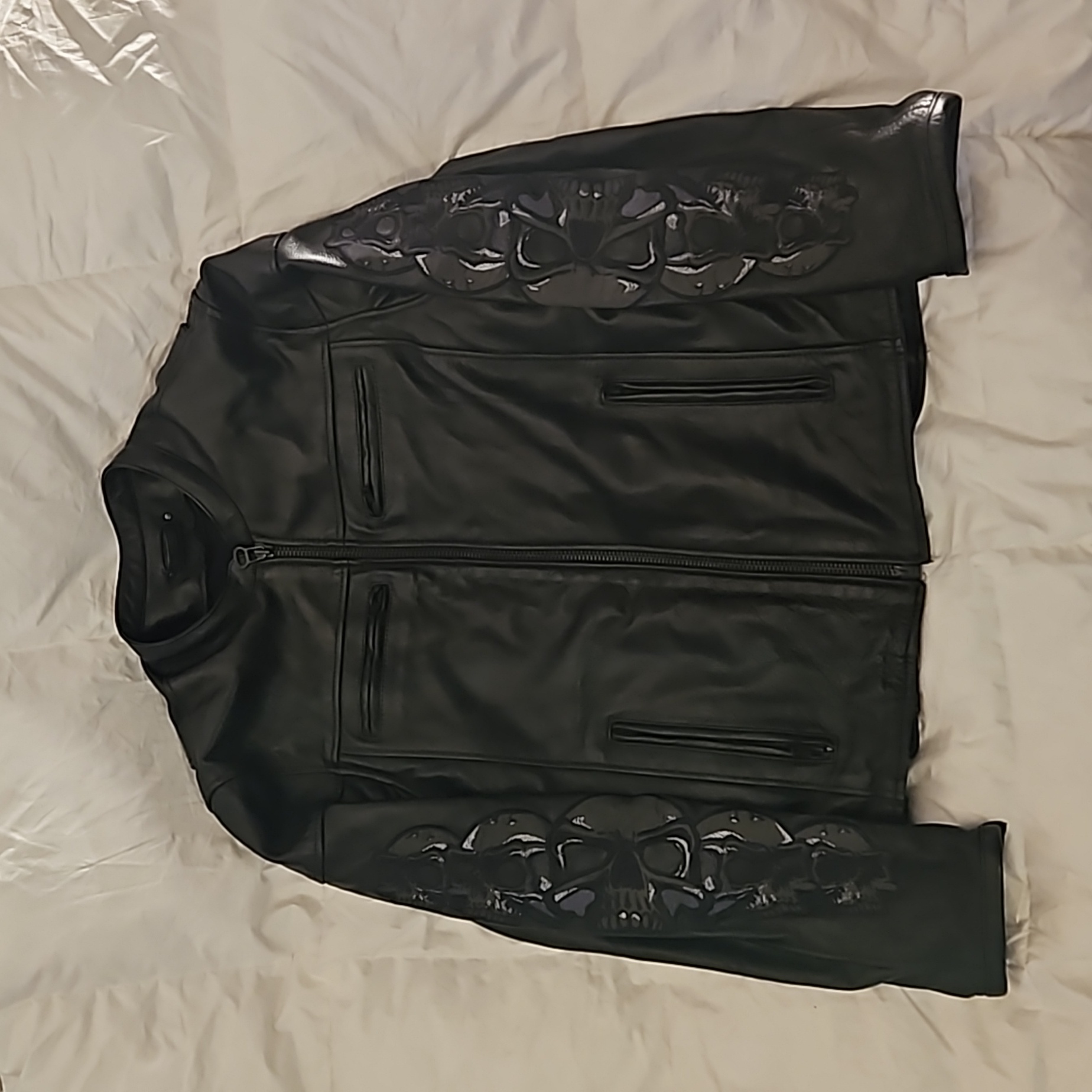 Mens Wilson's Leather Motorcycle Jacket Sz Med With Reflective Skull Detail